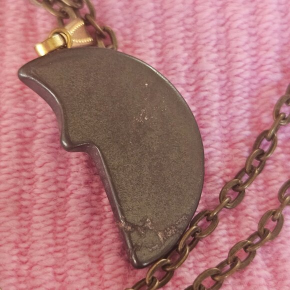 Hemitite Moon Necklace - Picture 4 of 5